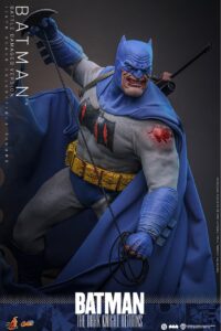 Hot Toys – Batman (Battle Damaged Version) – Jetzt vorbestellen: 40 Jahre Dark Knight Returns