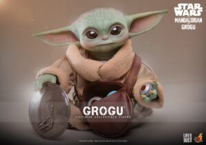 Hot Toys – Grogu Life-Size Collectible Figure LMS016 — Lebensgroße Star Wars Figur — Jetzt Vorbestellen