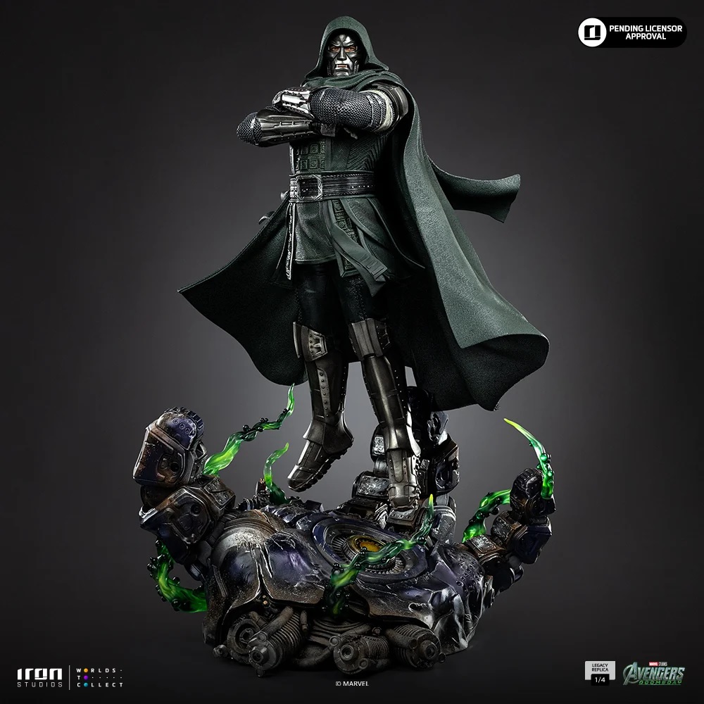 Iron Studios - Doctor Doom - Legacy Replica 1/4 Statue aus Avengers: Doomsday