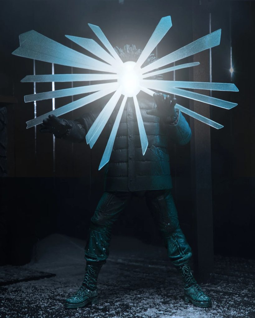 NECA – The Thing – Poster Series 7″ Figur mit LED-Gesicht im Kinoplakat-Design